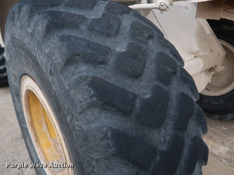 image for item DJ2395 2016 Komatsu WA320-7  wheel loader