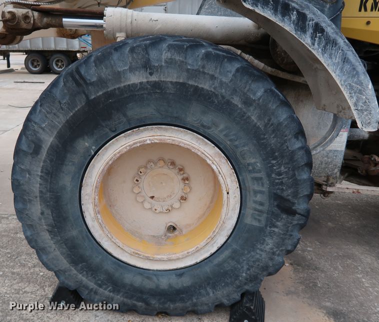 image for item DJ2395 2016 Komatsu WA320-7  wheel loader