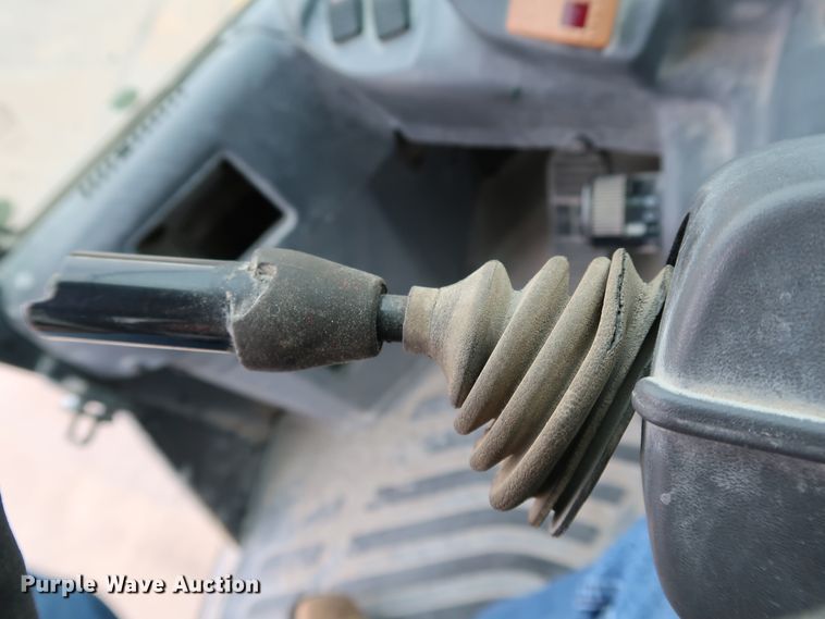 image for item DJ2396 2004 Komatsu WA200-5  wheel loader