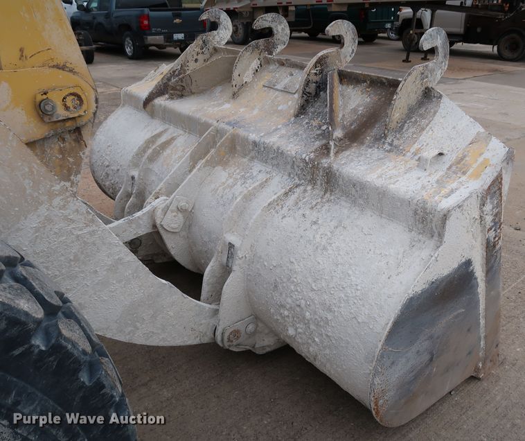 image for item DJ2396 2004 Komatsu WA200-5  wheel loader