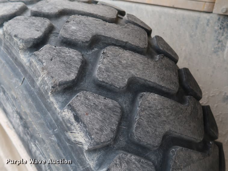 image for item DJ2396 2004 Komatsu WA200-5  wheel loader