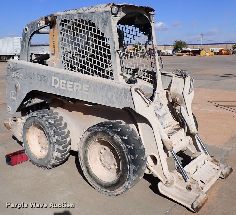 image for item DJ2399 2010 John Deere 318D  skid steer loader