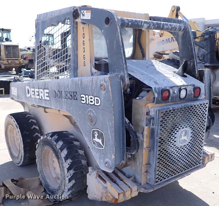 image for item DJ2399 2010 John Deere 318D  skid steer loader