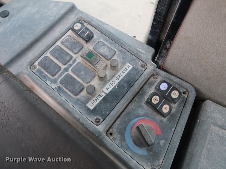 image for item DJ2406 2008 Caterpillar 938H  wheel loader