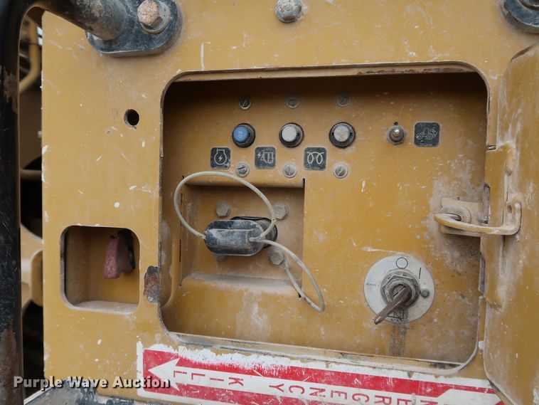 image for item DJ2406 2008 Caterpillar 938H  wheel loader