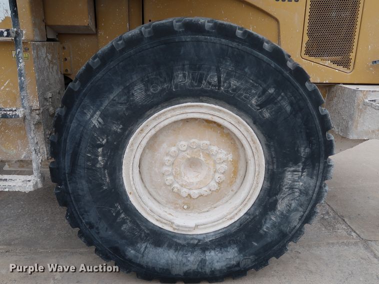 image for item DJ2406 2008 Caterpillar 938H  wheel loader