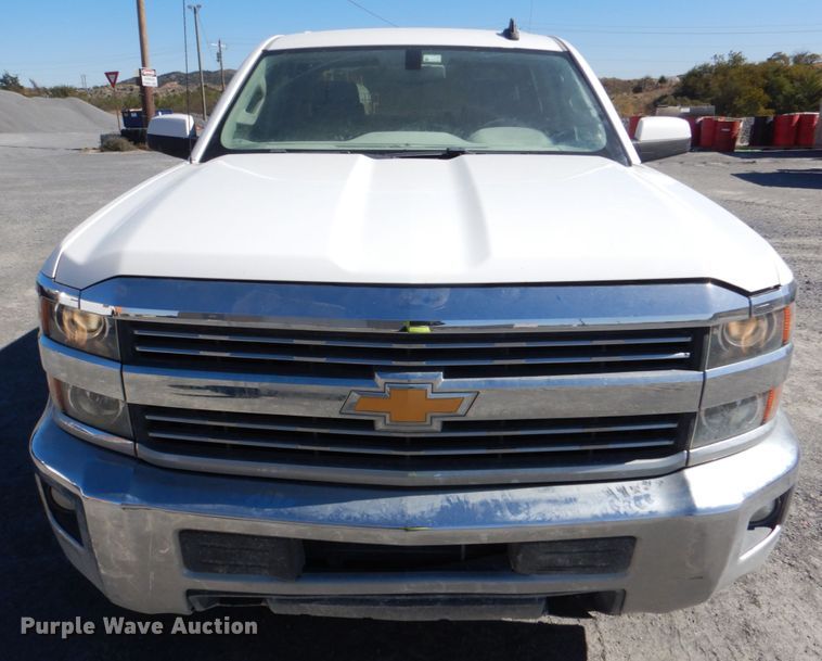 image for item DL0678 2017 Chevrolet Silverado 2500HD LT  Crew Cab pickup truck