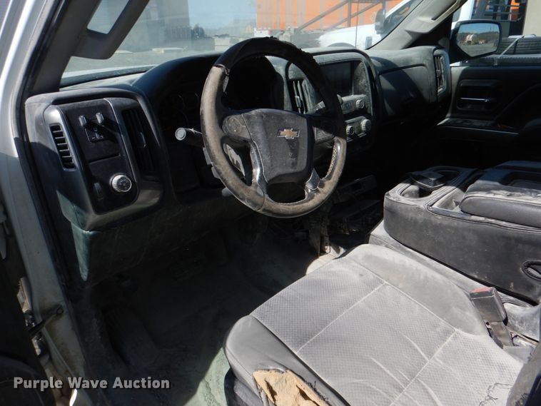 image for item DL0678 2017 Chevrolet Silverado 2500HD LT  Crew Cab pickup truck