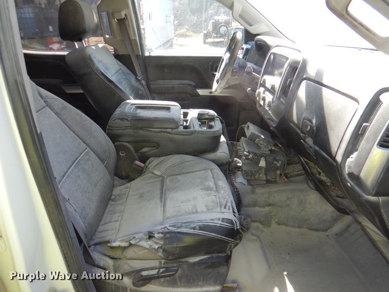 image for item DL0678 2017 Chevrolet Silverado 2500HD LT  Crew Cab pickup truck