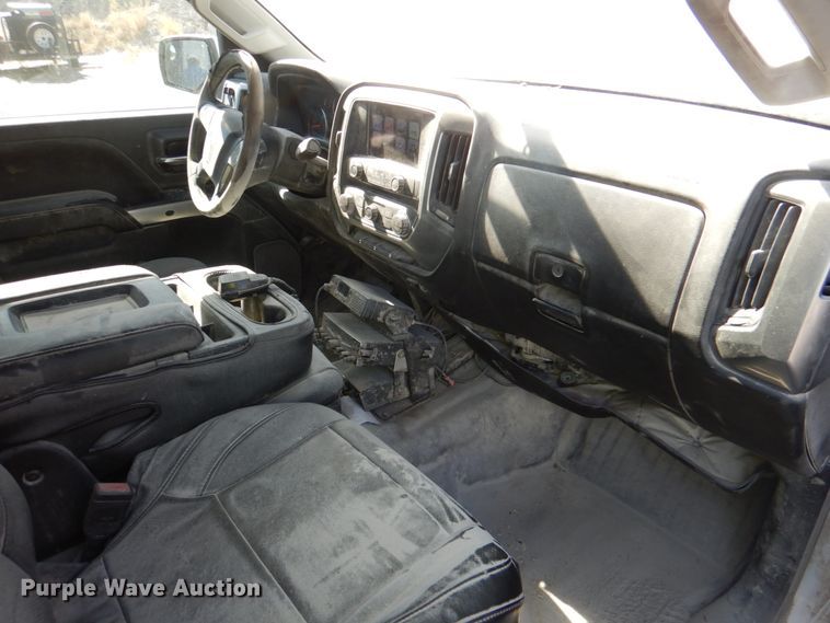 image for item DL0678 2017 Chevrolet Silverado 2500HD LT  Crew Cab pickup truck