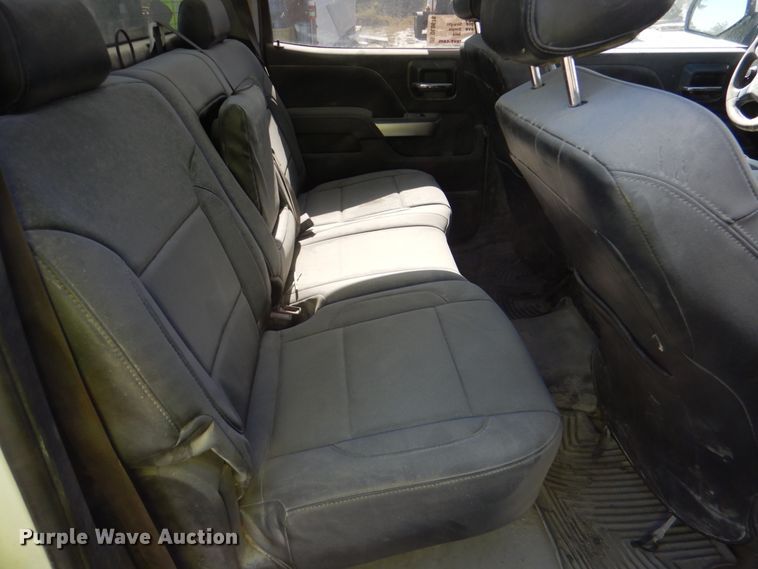 image for item DL0678 2017 Chevrolet Silverado 2500HD LT  Crew Cab pickup truck