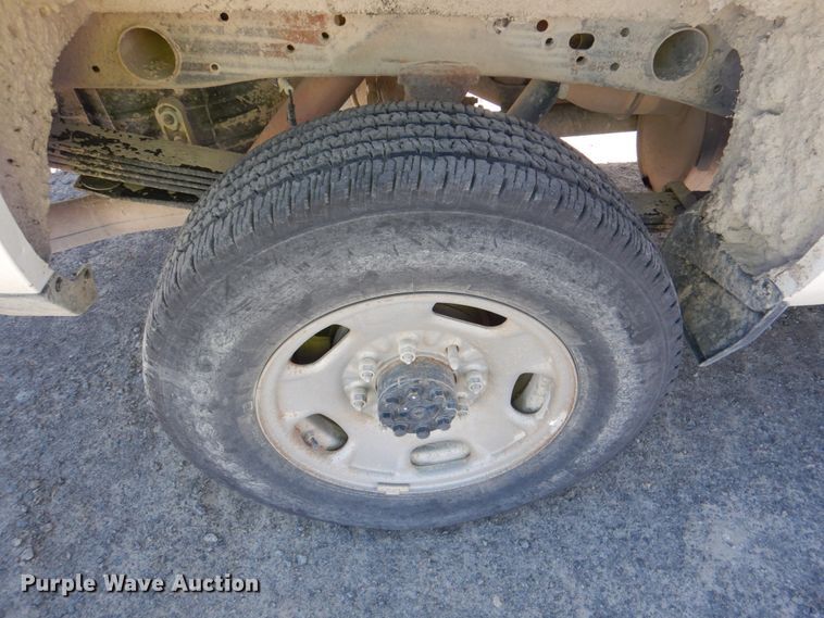 image for item DL0678 2017 Chevrolet Silverado 2500HD LT  Crew Cab pickup truck