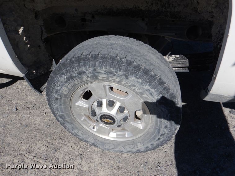 image for item DL0678 2017 Chevrolet Silverado 2500HD LT  Crew Cab pickup truck