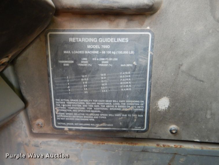 image for item DN6524 2000 Caterpillar 769D  haul truck