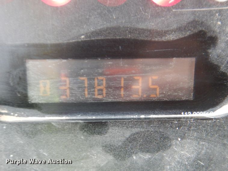 image for item DN6524 2000 Caterpillar 769D  haul truck