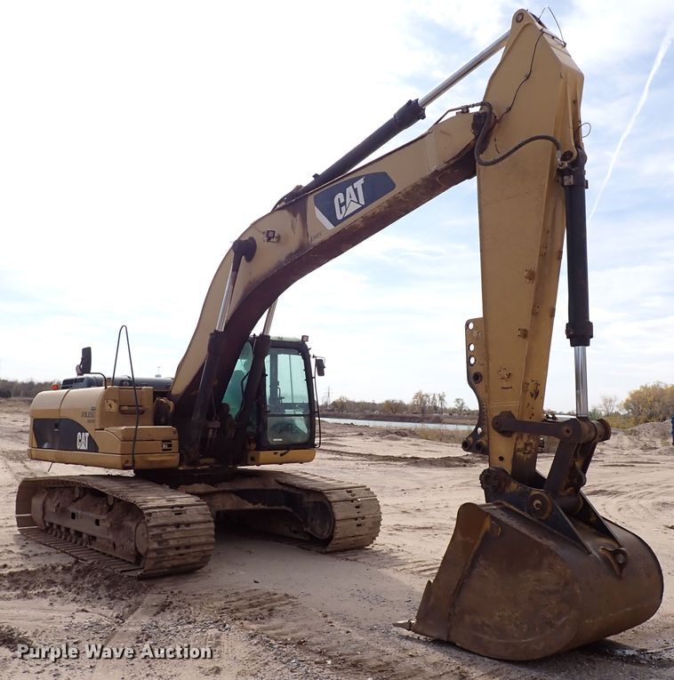 image for item IC9685 2007 Caterpillar 325DL  excavator