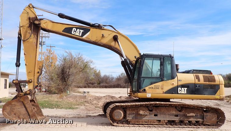 image for item IC9685 2007 Caterpillar 325DL  excavator
