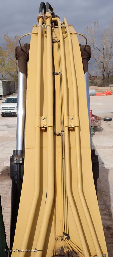 image for item IC9685 2007 Caterpillar 325DL  excavator