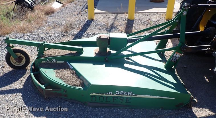 image for item IC9689 2004 John Deere 5205  tractor