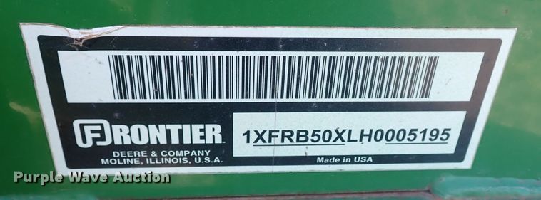 image for item IC9689 2004 John Deere 5205  tractor