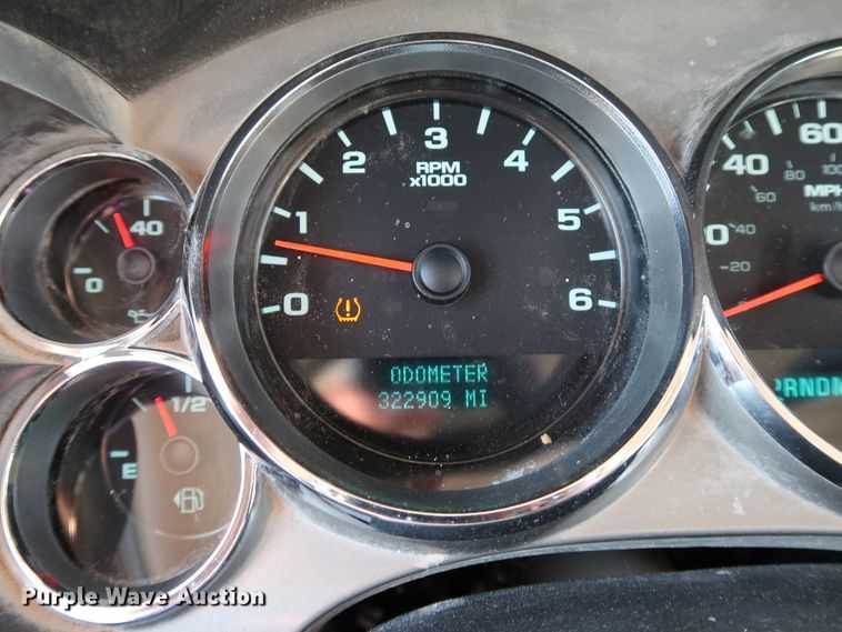 image for item JP9328 2013 Chevrolet Silverado 2500HD  Crew Cab pickup truck