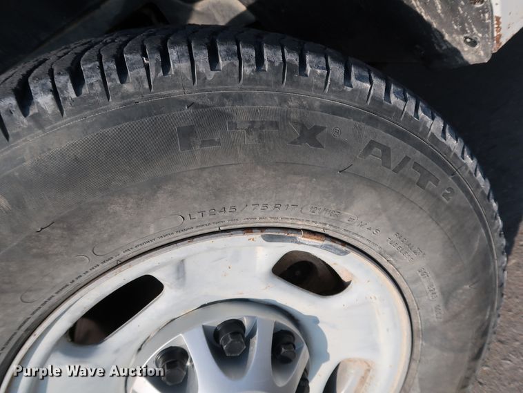 image for item JP9328 2013 Chevrolet Silverado 2500HD  Crew Cab pickup truck