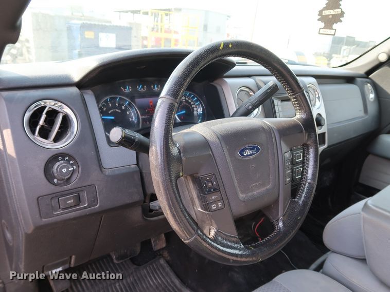 image for item JP9329 2013 Ford F150  SuperCrew pickup truck