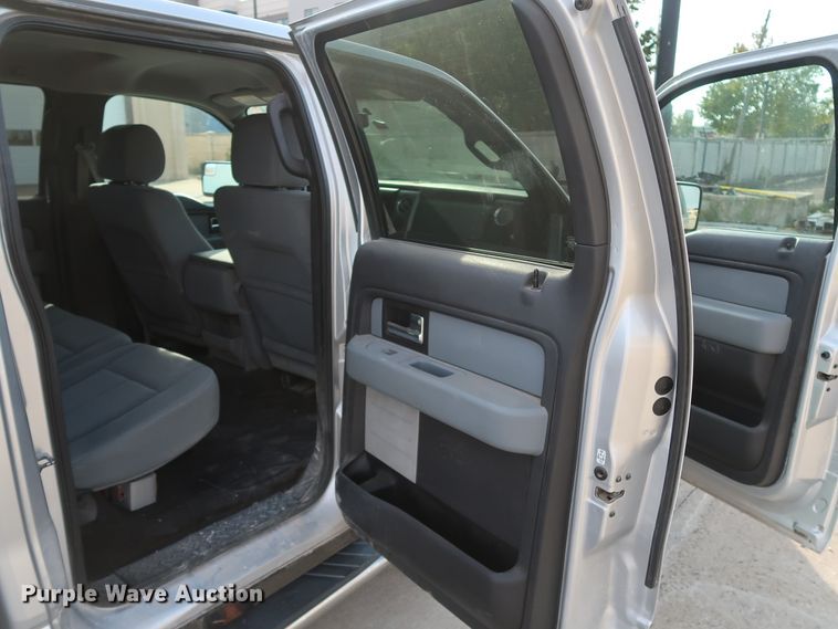 image for item JP9329 2013 Ford F150  SuperCrew pickup truck