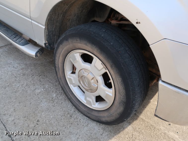 image for item JP9329 2013 Ford F150  SuperCrew pickup truck