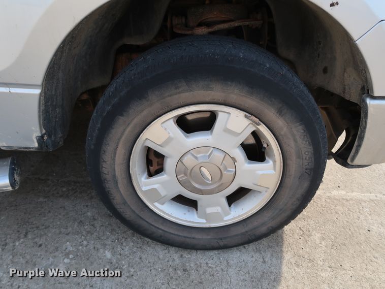 image for item JP9329 2013 Ford F150  SuperCrew pickup truck