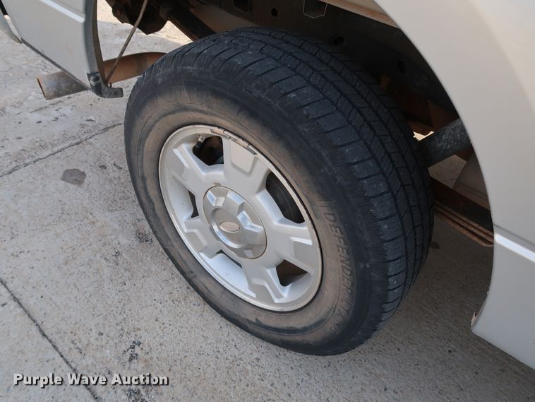 image for item JP9329 2013 Ford F150  SuperCrew pickup truck