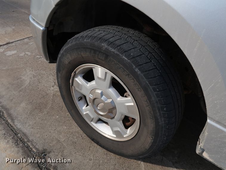 image for item JP9329 2013 Ford F150  SuperCrew pickup truck