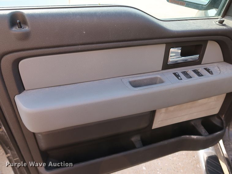 image for item JP9333 2014 Ford F150  SuperCrew pickup truck