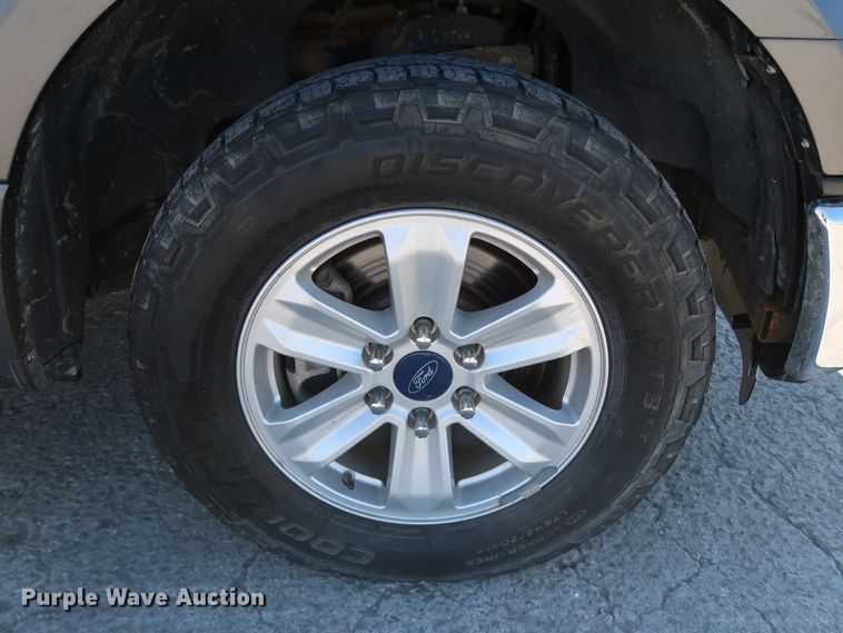 image for item JP9335 2015 Ford F150  SuperCrew pickup truck