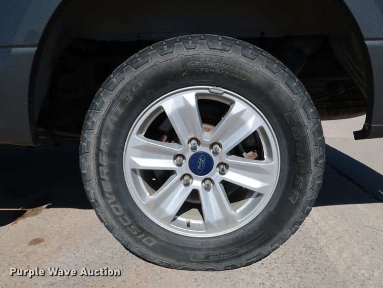 image for item JP9335 2015 Ford F150  SuperCrew pickup truck