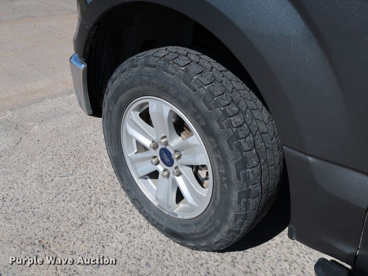 image for item JP9335 2015 Ford F150  SuperCrew pickup truck