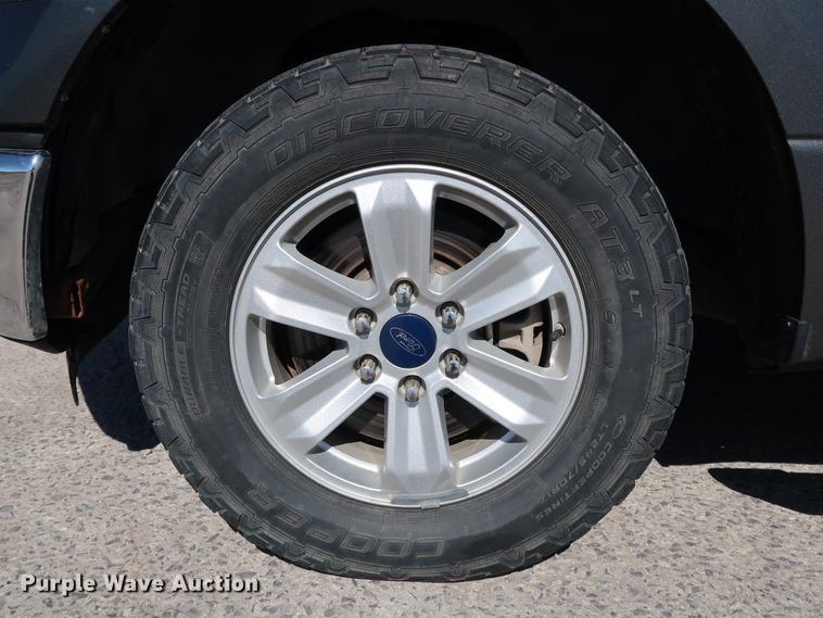 image for item JP9335 2015 Ford F150  SuperCrew pickup truck