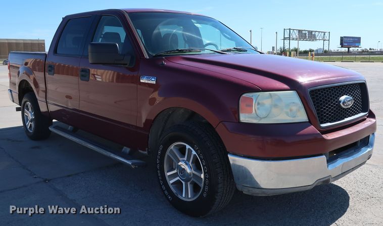 image for item JP9336 2004 Ford F150  SuperCrew pickup truck