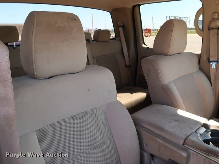 image for item JP9336 2004 Ford F150  SuperCrew pickup truck