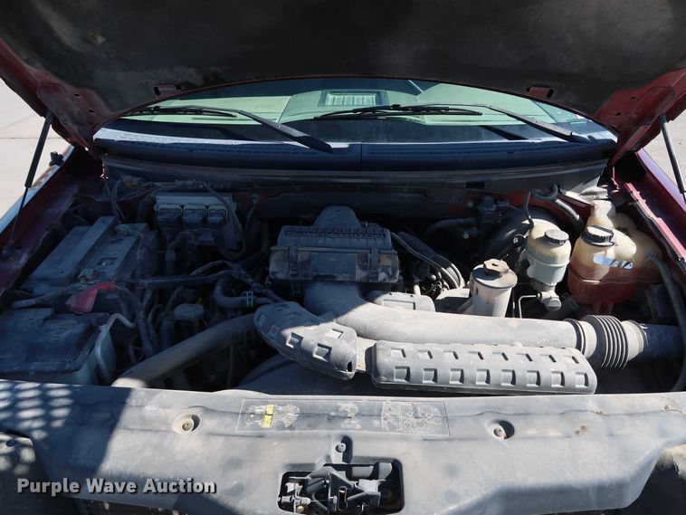 image for item JP9336 2004 Ford F150  SuperCrew pickup truck