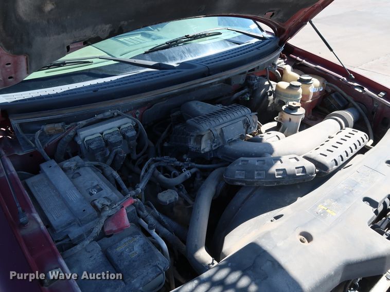 image for item JP9336 2004 Ford F150  SuperCrew pickup truck