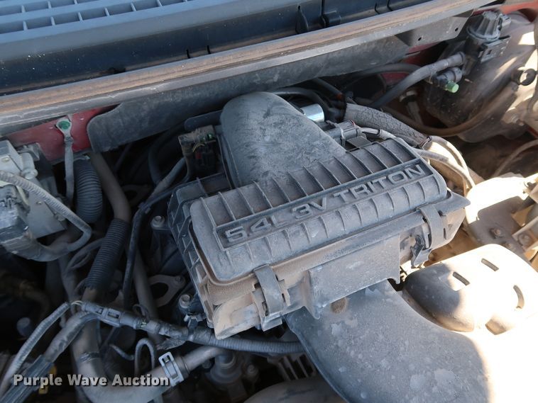 image for item JP9336 2004 Ford F150  SuperCrew pickup truck