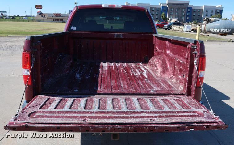 image for item JP9336 2004 Ford F150  SuperCrew pickup truck