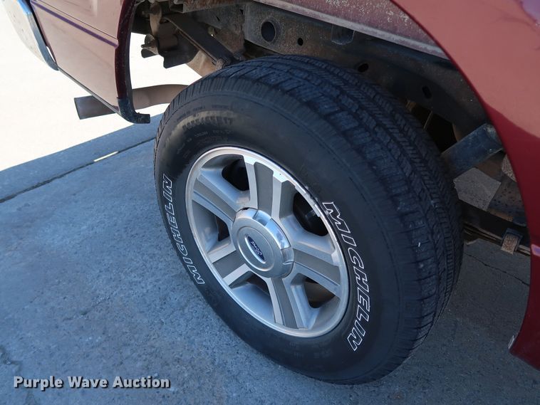 image for item JP9336 2004 Ford F150  SuperCrew pickup truck