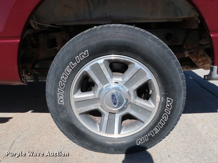 image for item JP9336 2004 Ford F150  SuperCrew pickup truck