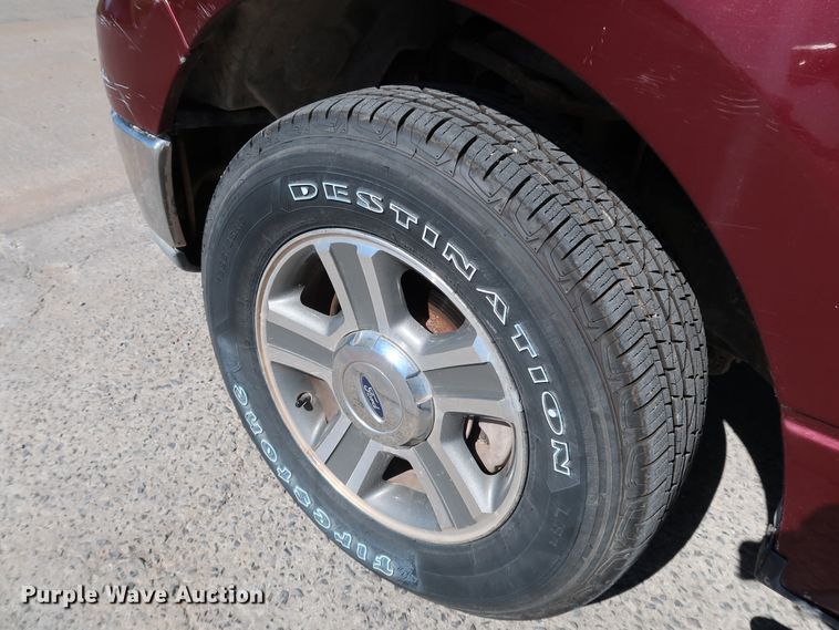 image for item JP9336 2004 Ford F150  SuperCrew pickup truck