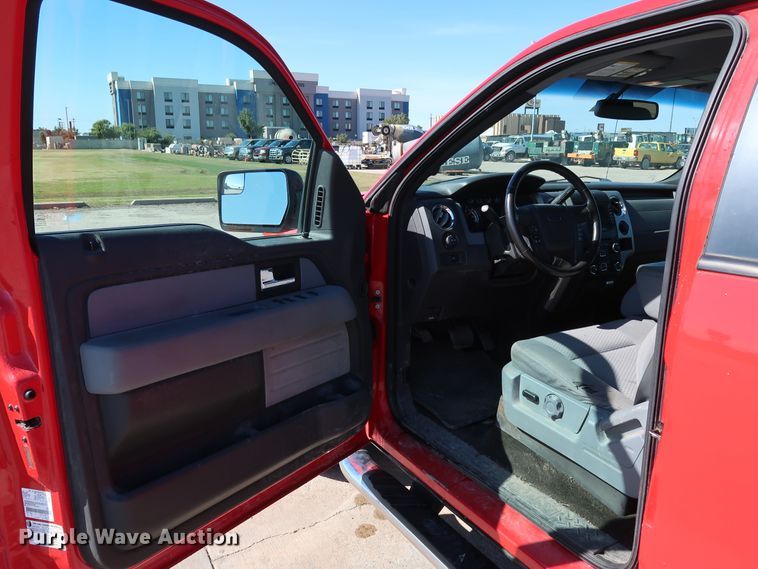 image for item JP9338 2013 Ford F150  SuperCrew pickup truck