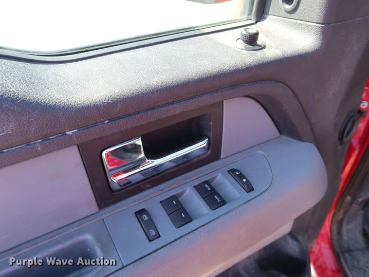 image for item JP9338 2013 Ford F150  SuperCrew pickup truck