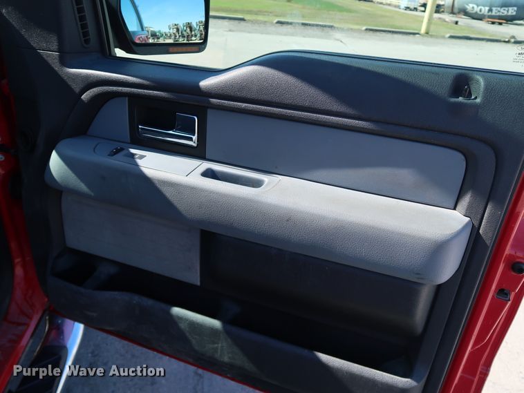 image for item JP9338 2013 Ford F150  SuperCrew pickup truck