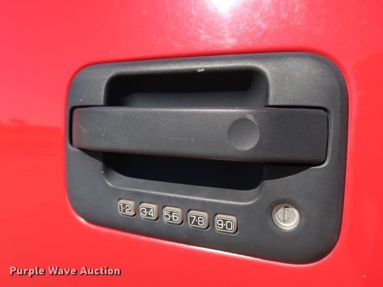 image for item JP9338 2013 Ford F150  SuperCrew pickup truck